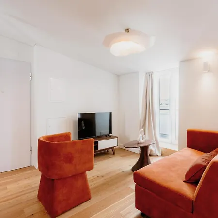 Mary Orange - No 236 2e - Stylish One-bedroom Escape * ליסבון