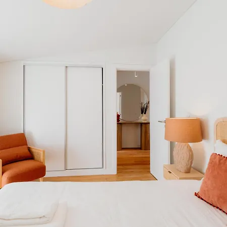 Apartment Mary Orange - No 236 2e - Stylish One-bedroom Escape Lisbon